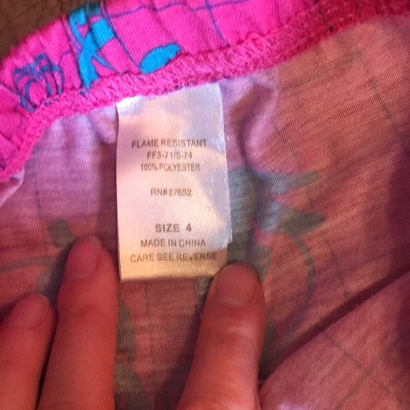 Girls size 4 pjs - Picture 6 of 6